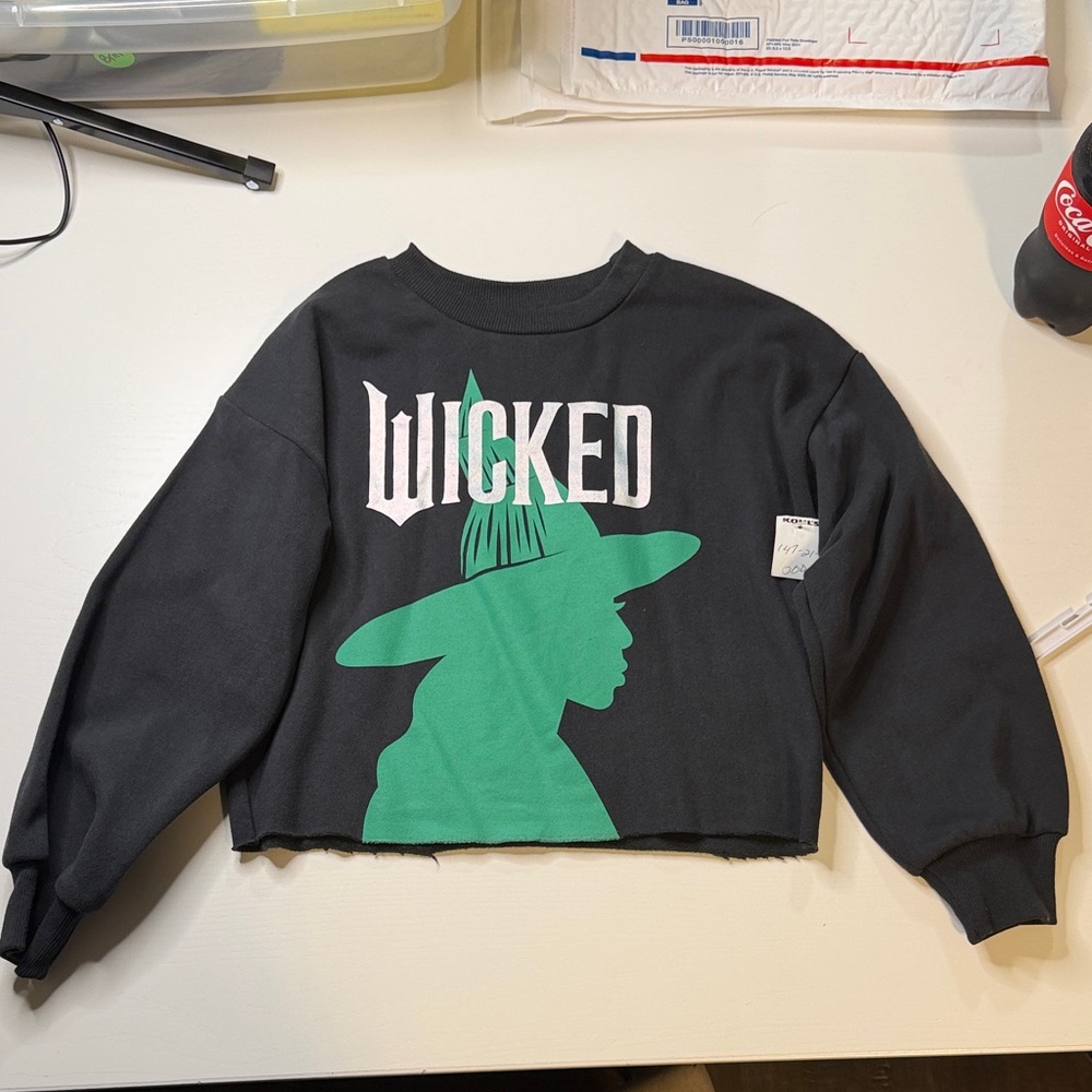 Wicked Broadway Musical Kids Sweatshirt Elphaba Graphic Cropped Raw Hem Black